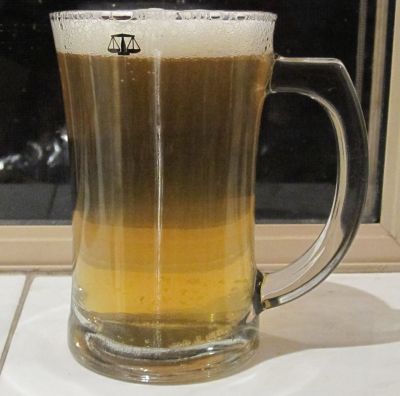A glass of American Style Pale Ale